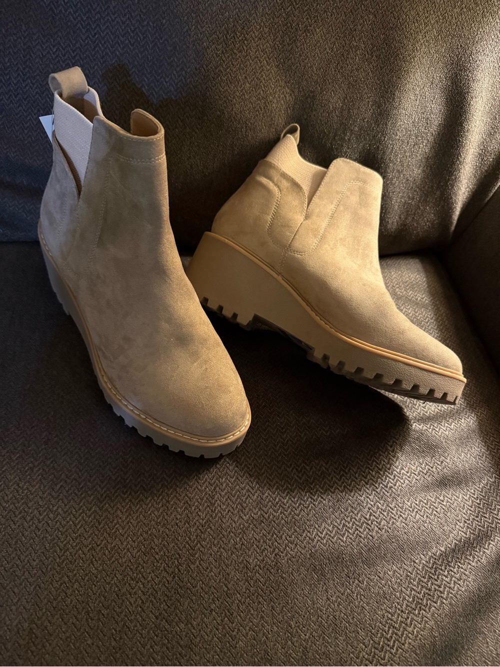 Dolce Vita Taupe Suede Chelsea Lug Platform Booties, BNWT, Size 7.5